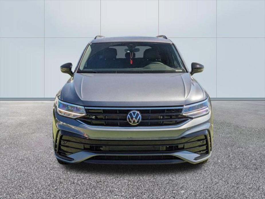 new 2024 Volkswagen Tiguan car, priced at $37,903