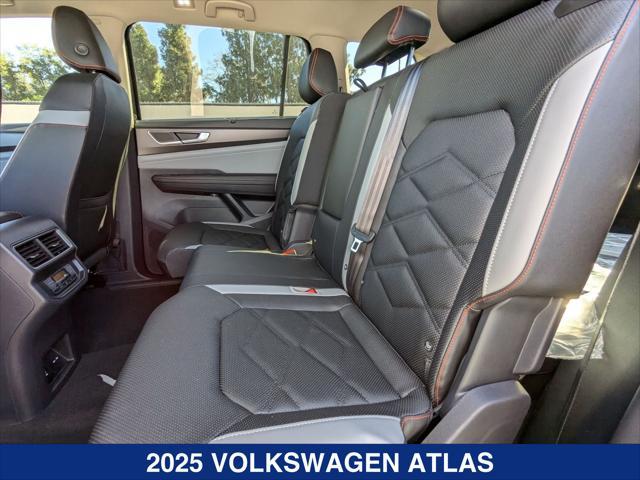 new 2025 Volkswagen Atlas car, priced at $49,586