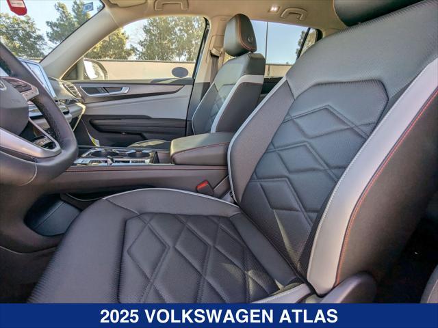 new 2025 Volkswagen Atlas car, priced at $49,586
