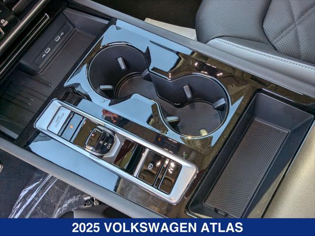 new 2025 Volkswagen Atlas car, priced at $49,586
