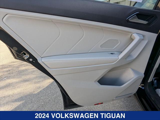 new 2024 Volkswagen Tiguan car, priced at $36,986