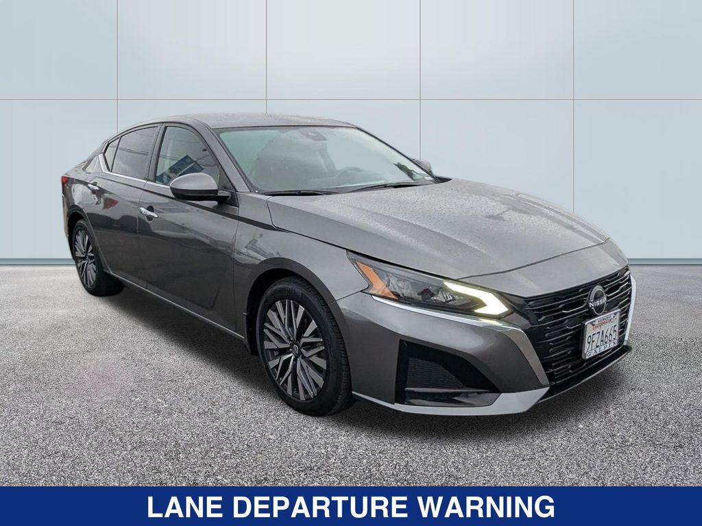 used 2023 Nissan Altima car, priced at $20,907