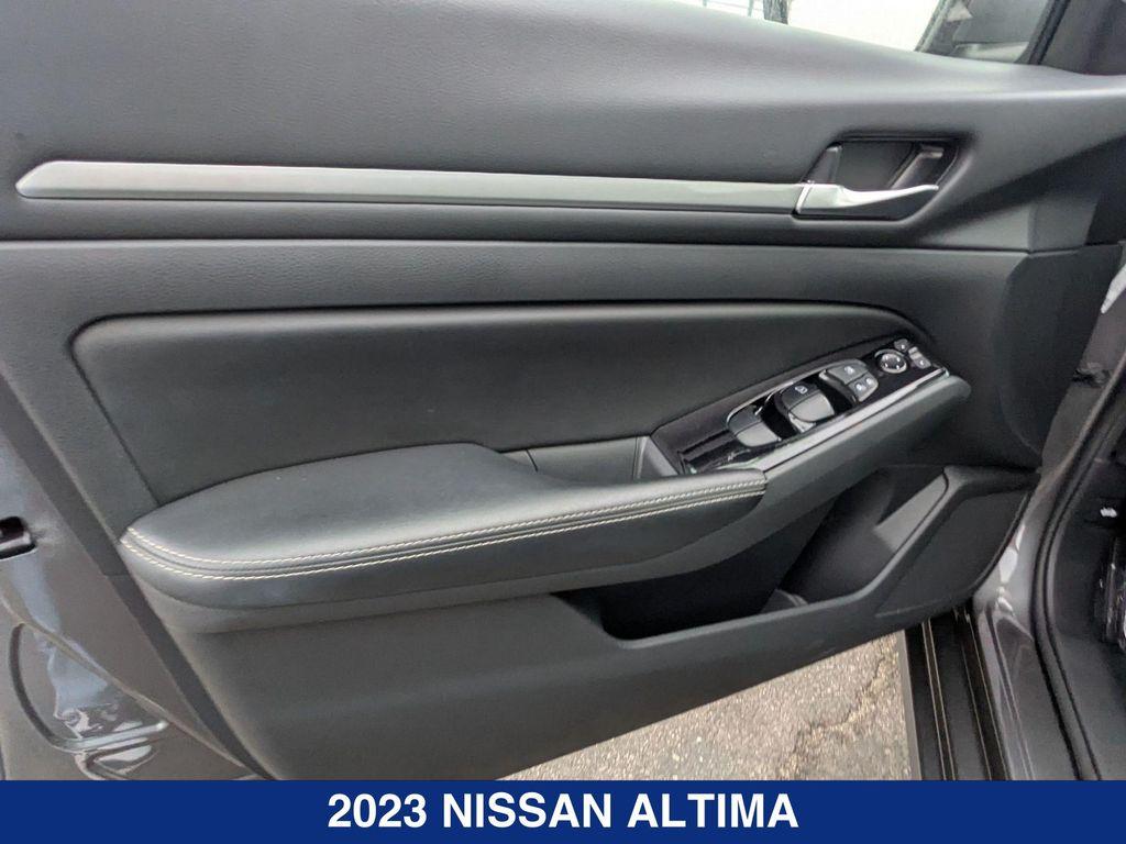 used 2023 Nissan Altima car, priced at $20,907