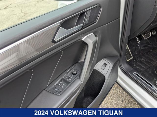 new 2024 Volkswagen Tiguan car, priced at $38,368