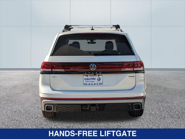 new 2024 Volkswagen Atlas car, priced at $55,772