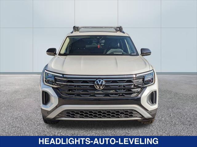 new 2024 Volkswagen Atlas car, priced at $55,772