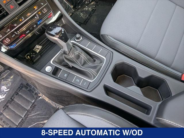 used 2025 Volkswagen Jetta car, priced at $27,634