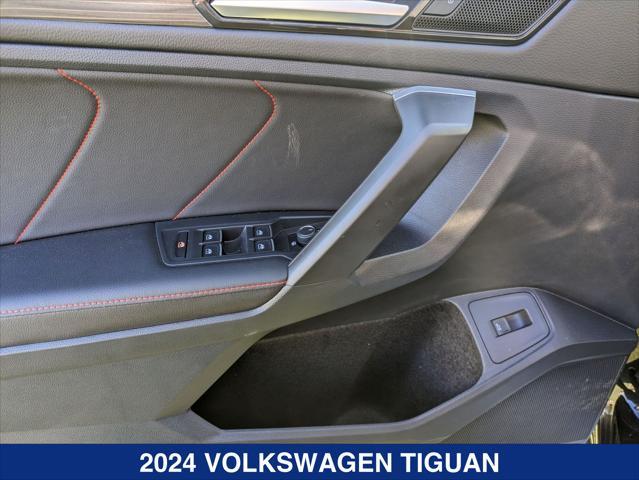 new 2024 Volkswagen Tiguan car, priced at $35,046