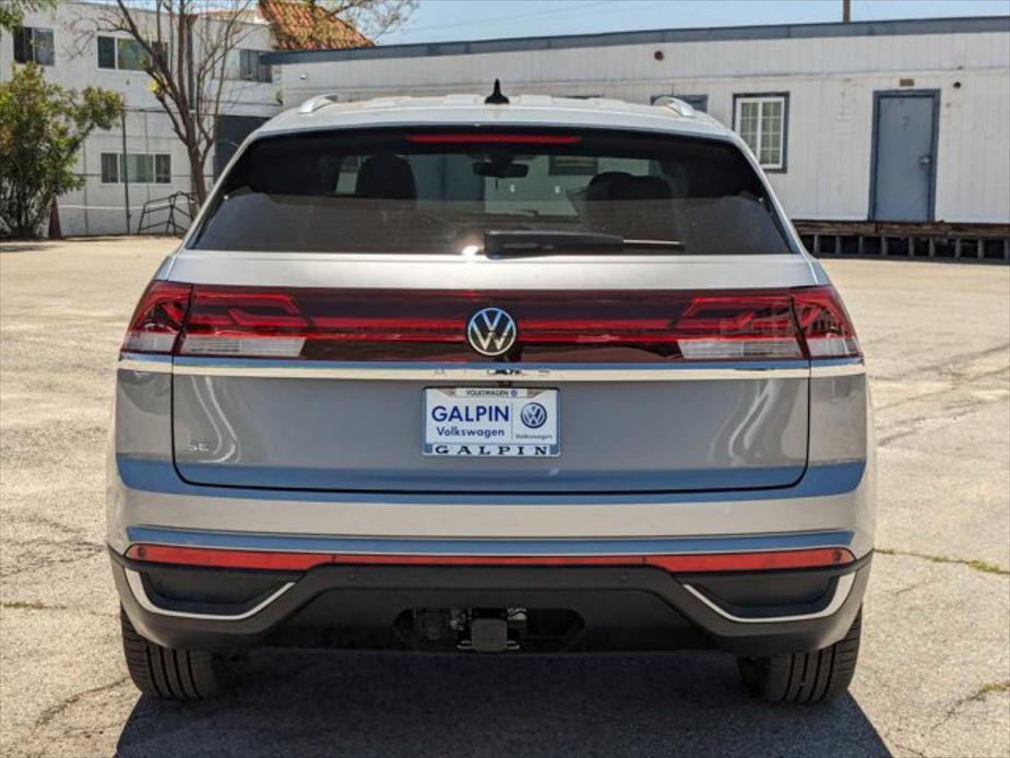 new 2024 Volkswagen Atlas car, priced at $43,298