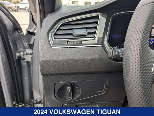 new 2024 Volkswagen Tiguan car, priced at $37,159