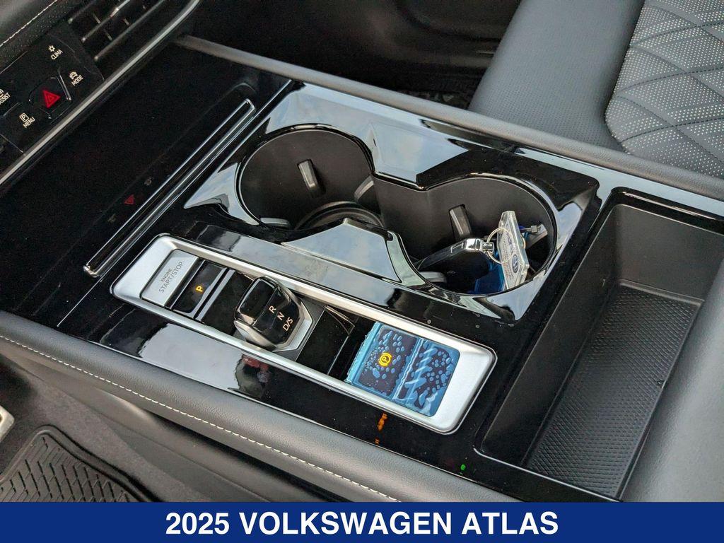new 2025 Volkswagen Atlas car, priced at $57,234