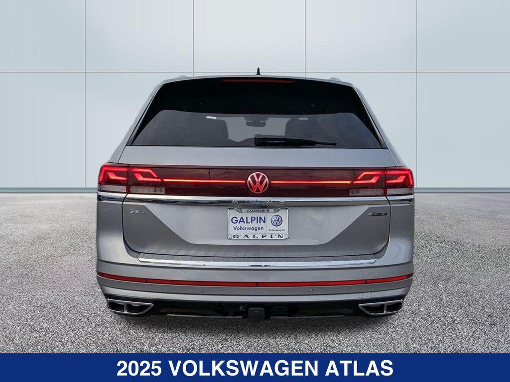 new 2025 Volkswagen Atlas car, priced at $57,234