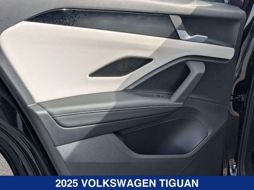 new 2025 Volkswagen Tiguan car, priced at $37,871