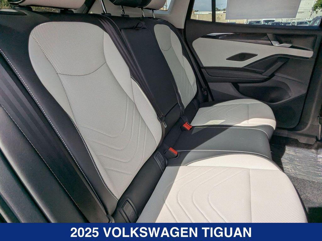 new 2025 Volkswagen Tiguan car, priced at $37,871