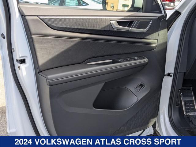 new 2024 Volkswagen Atlas car, priced at $52,238