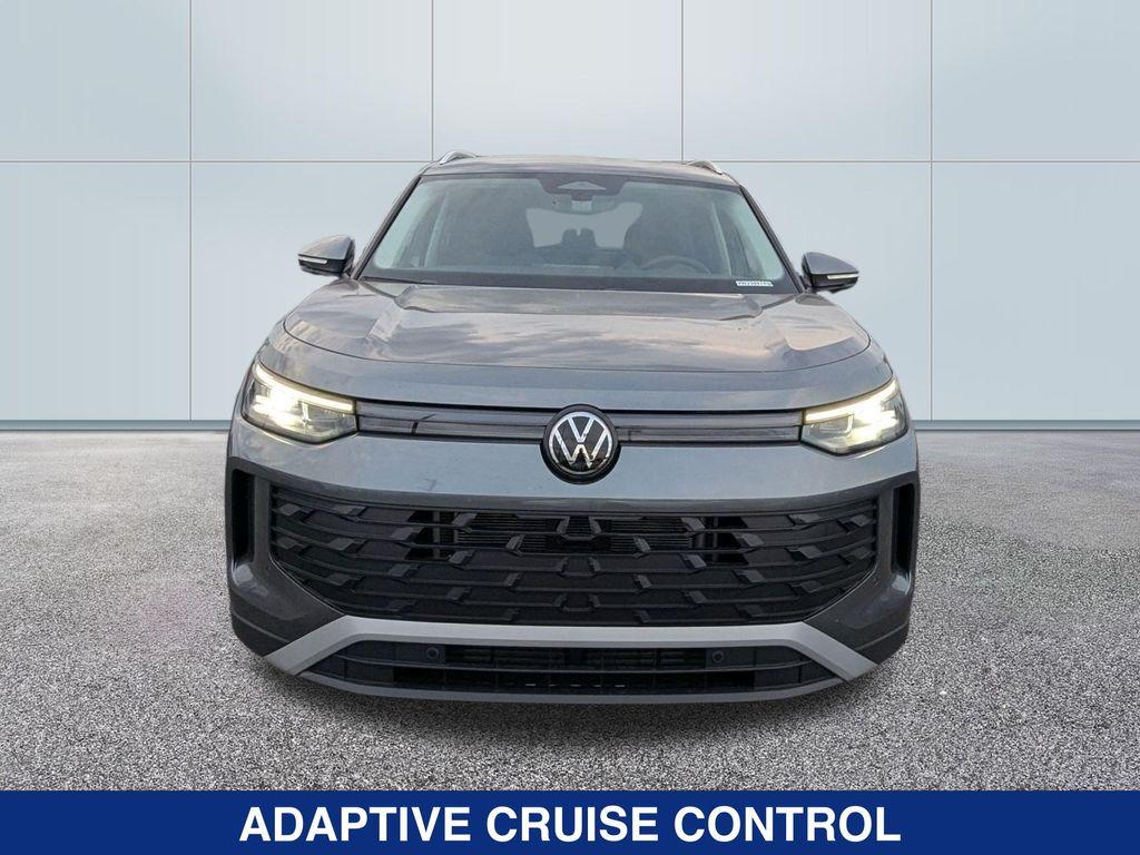 new 2025 Volkswagen Tiguan car, priced at $32,578