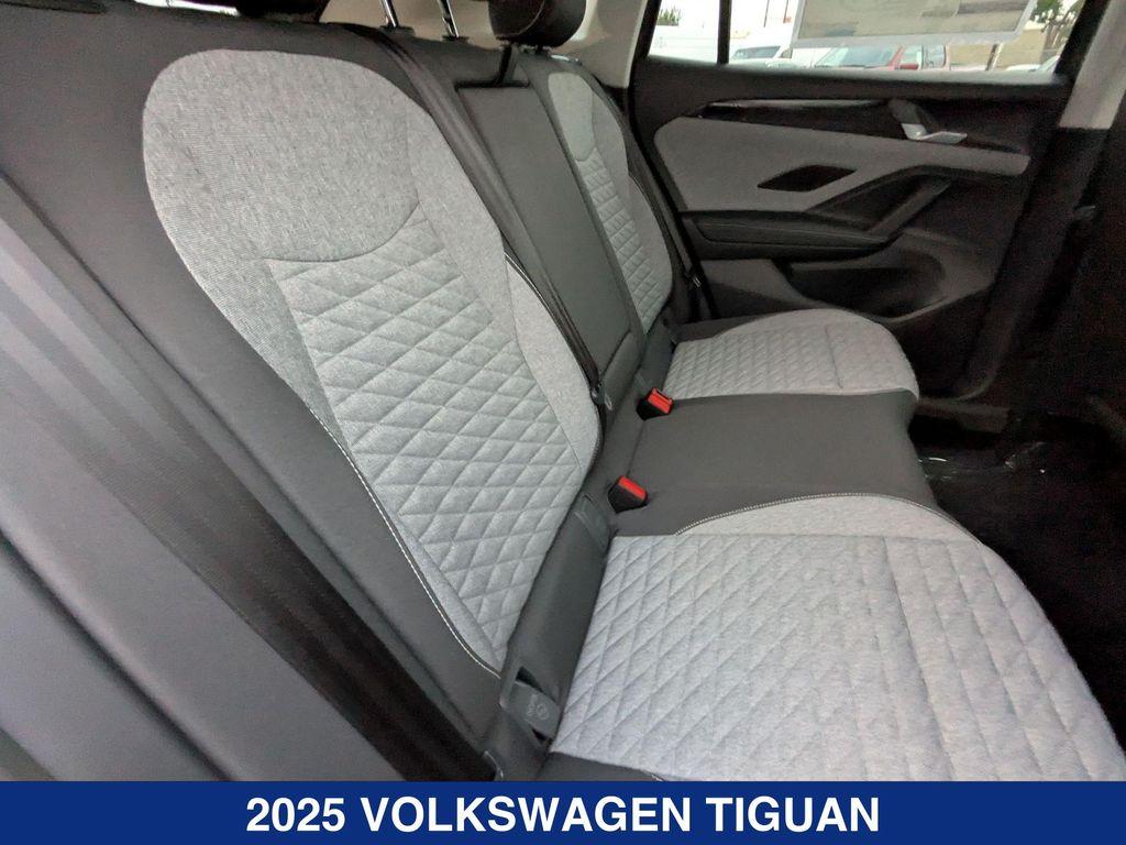 new 2025 Volkswagen Tiguan car, priced at $32,578