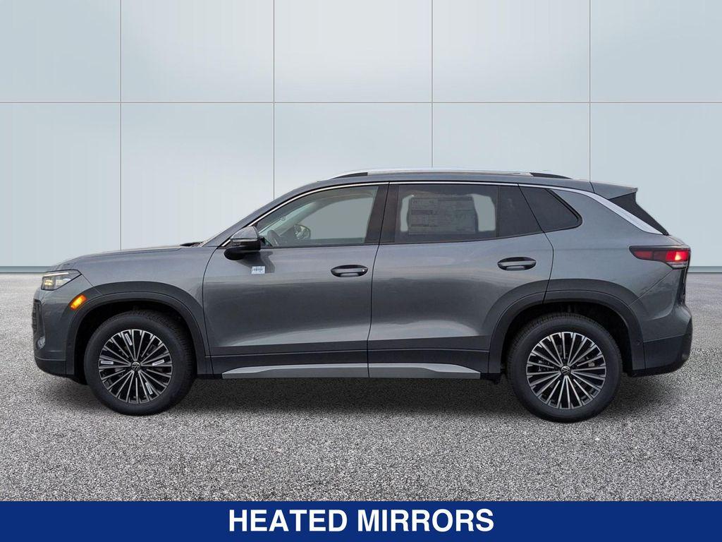new 2025 Volkswagen Tiguan car, priced at $32,578
