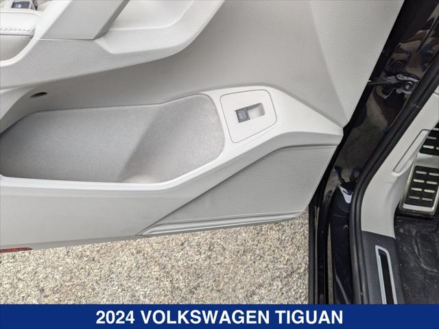 new 2024 Volkswagen Tiguan car, priced at $37,049