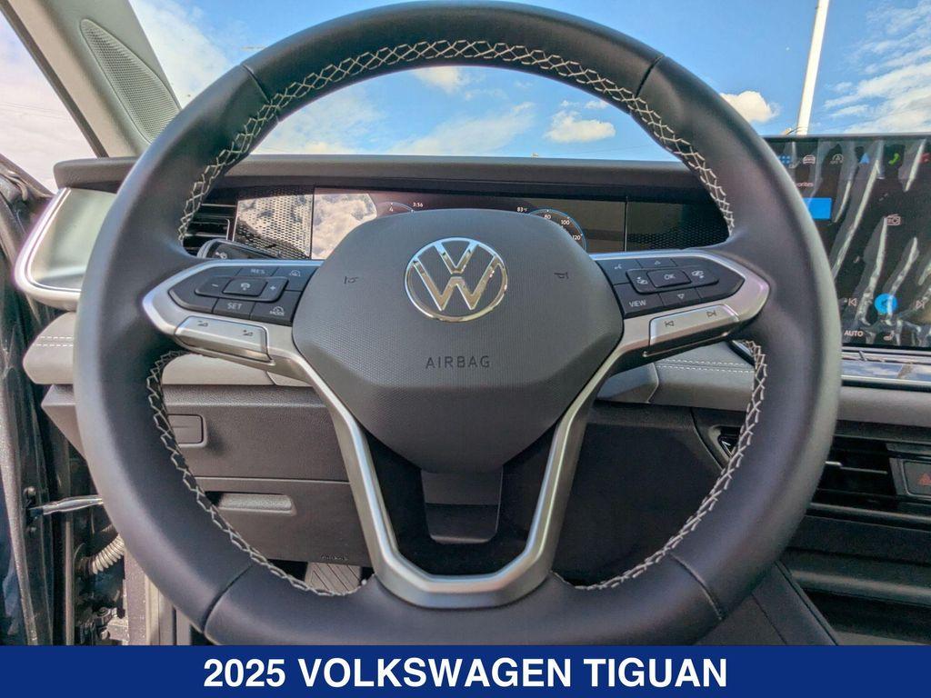 new 2025 Volkswagen Tiguan car, priced at $37,882
