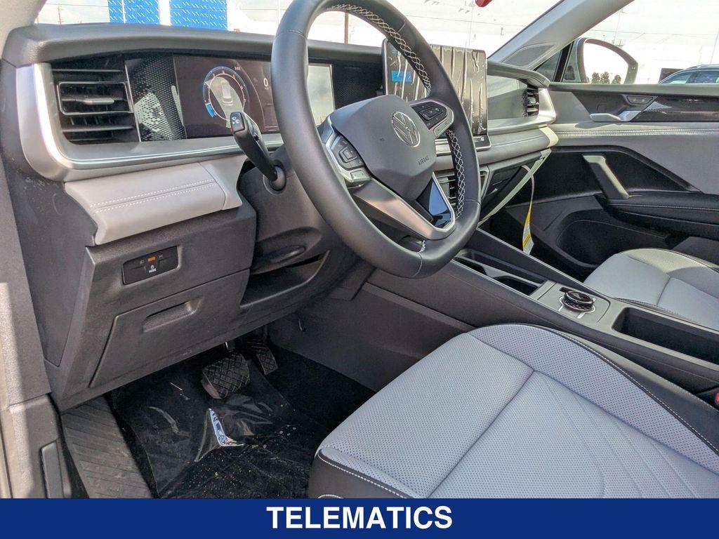 new 2025 Volkswagen Tiguan car, priced at $37,882