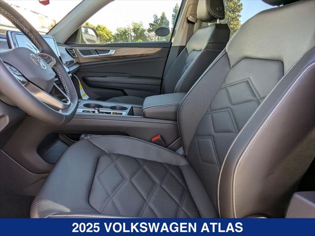 new 2025 Volkswagen Atlas car, priced at $40,499