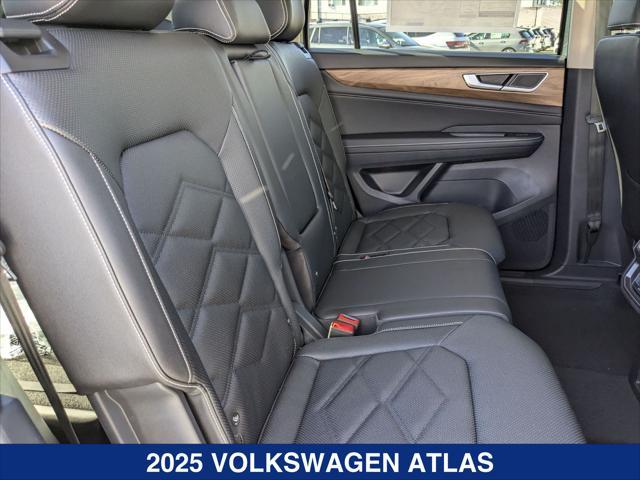 new 2025 Volkswagen Atlas car, priced at $40,499