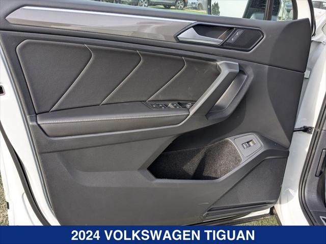 new 2024 Volkswagen Tiguan car, priced at $37,963