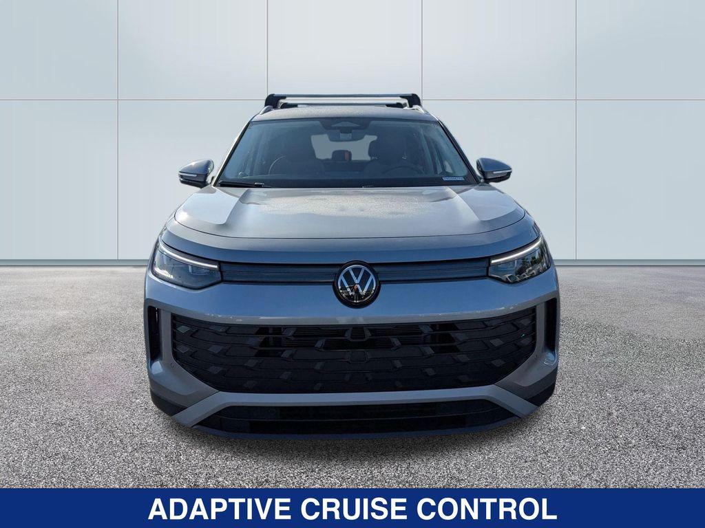 new 2025 Volkswagen Tiguan car, priced at $32,576