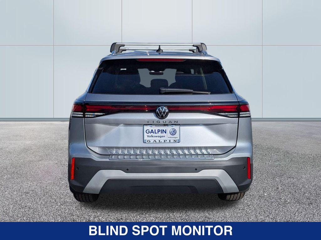 new 2025 Volkswagen Tiguan car, priced at $32,576