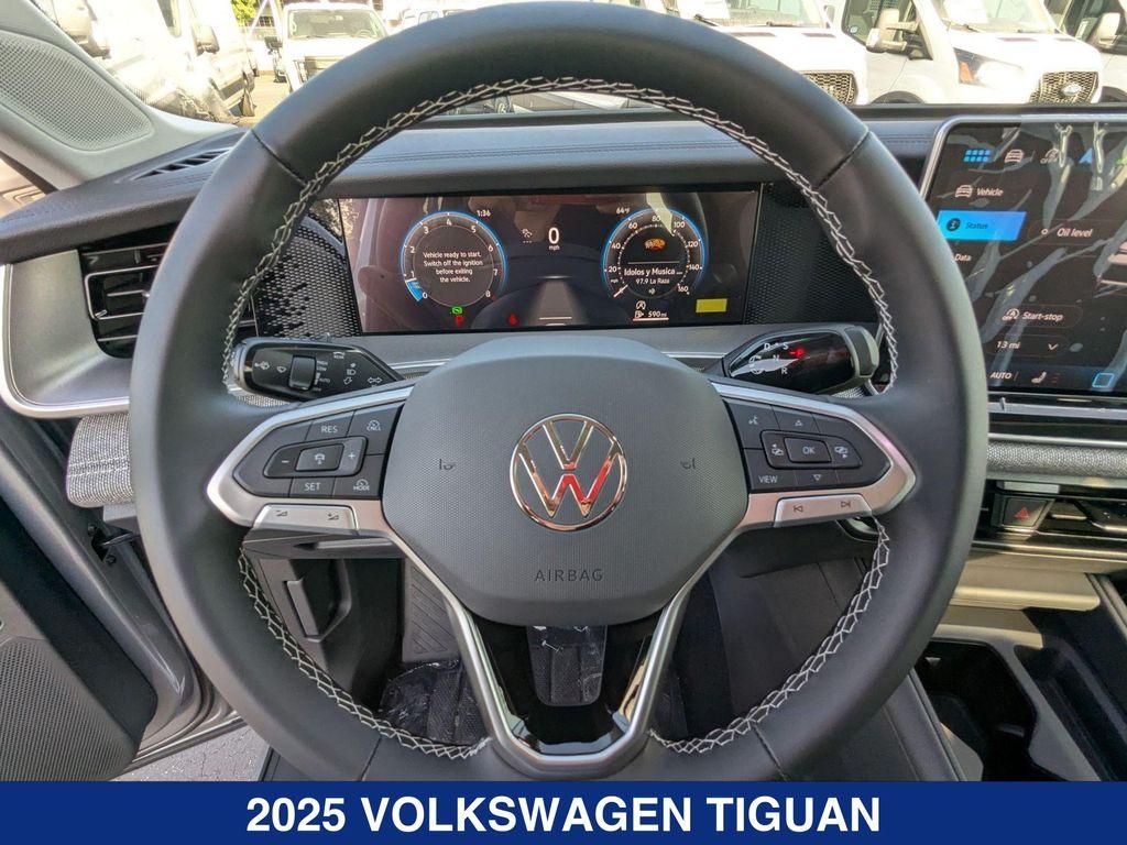 new 2025 Volkswagen Tiguan car, priced at $32,576