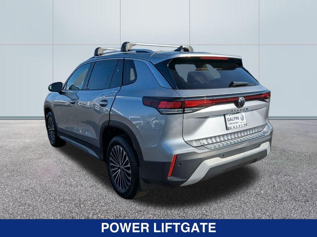 new 2025 Volkswagen Tiguan car, priced at $32,576