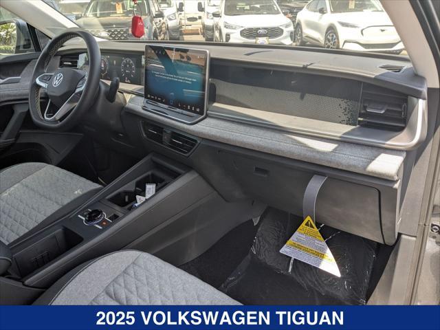 new 2025 Volkswagen Tiguan car, priced at $31,921