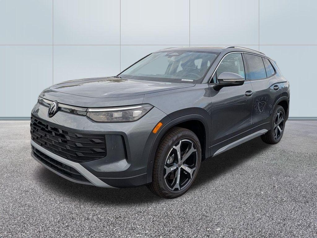 new 2025 Volkswagen Tiguan car, priced at $37,882