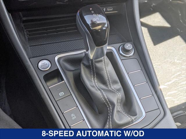 new 2025 Volkswagen Jetta car, priced at $28,200
