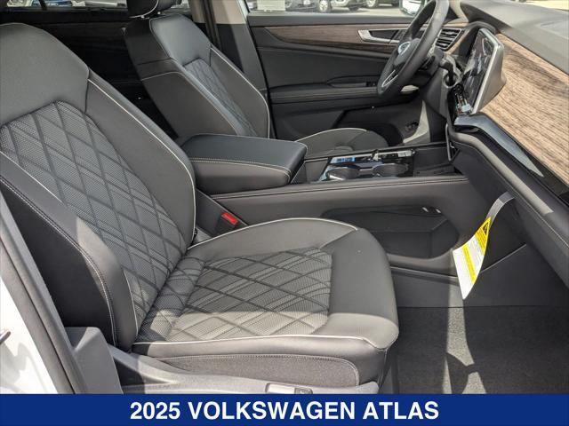 new 2025 Volkswagen Atlas car, priced at $57,549