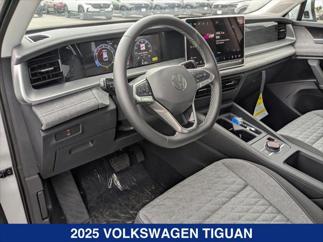 new 2025 Volkswagen Tiguan car, priced at $31,621
