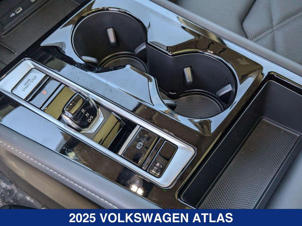 new 2025 Volkswagen Atlas car, priced at $49,907