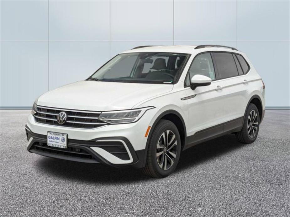 new 2024 Volkswagen Tiguan car, priced at $31,333