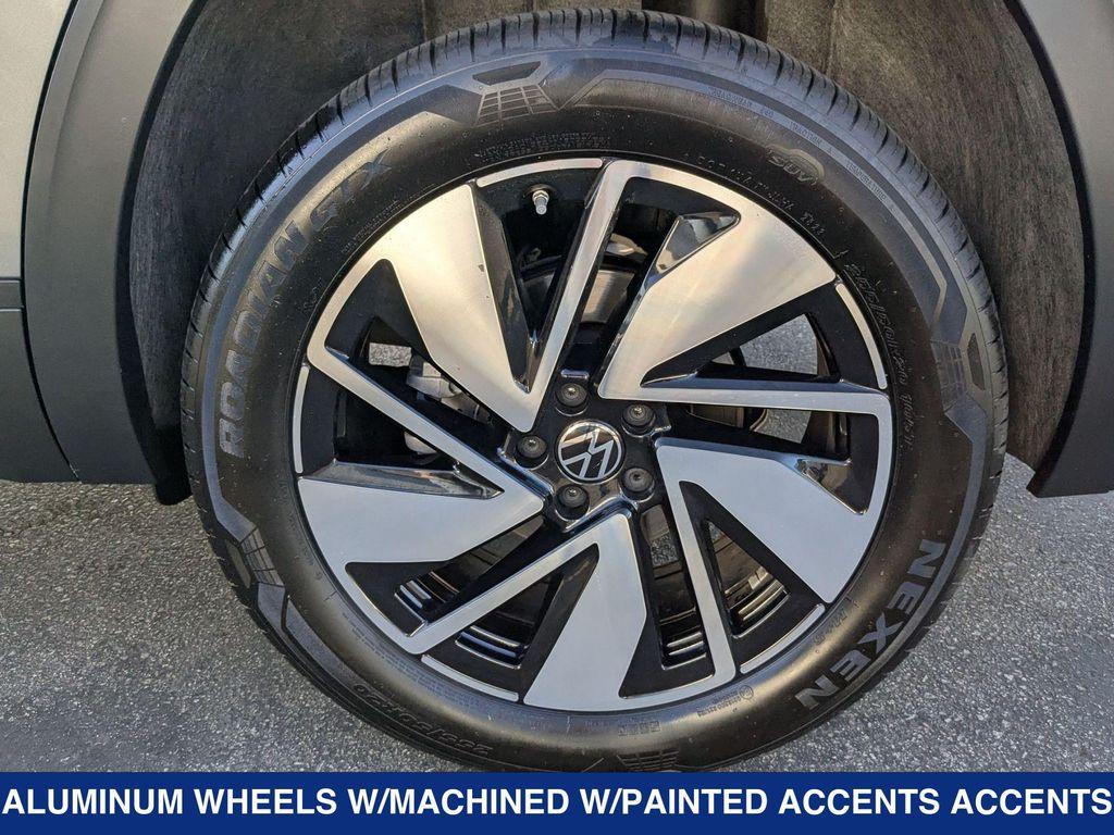 used 2024 Volkswagen Atlas car, priced at $36,557