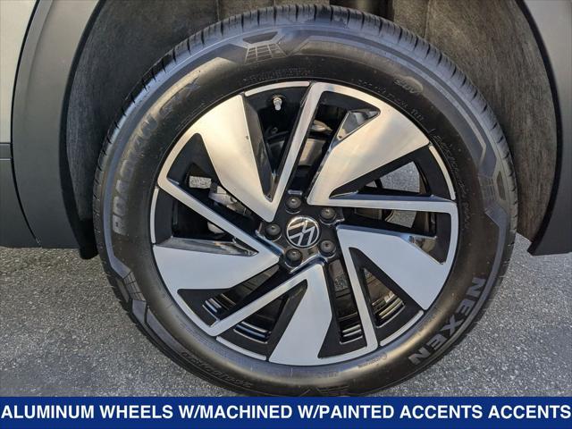 used 2024 Volkswagen Atlas car, priced at $37,600