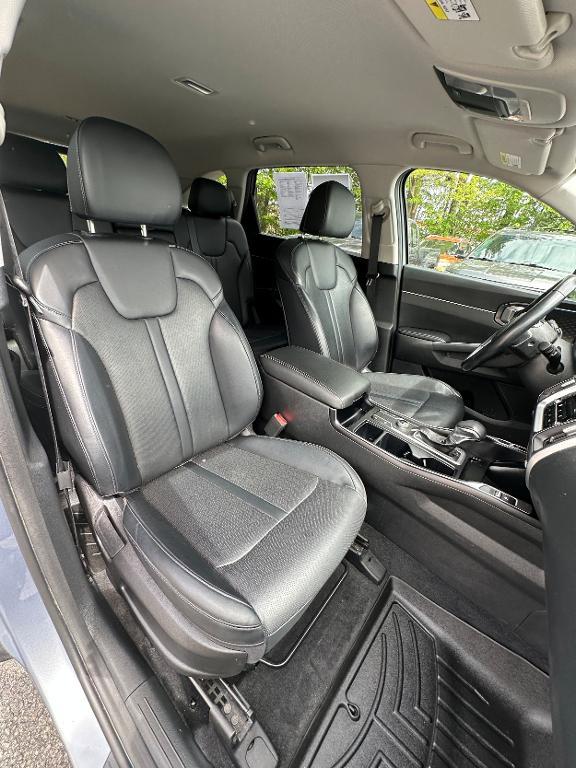used 2021 Kia Sorento car, priced at $23,499