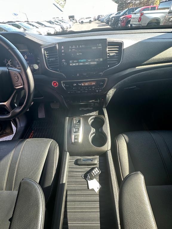 used 2023 Honda Passport car, priced at $32,499