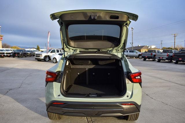 new 2025 Chevrolet Trax car, priced at $25,135