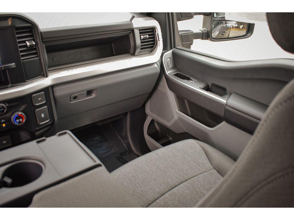 new 2025 Ford F-250 car, priced at $62,000