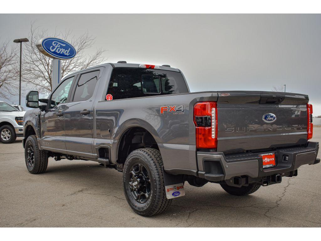 new 2025 Ford F-250 car, priced at $62,000