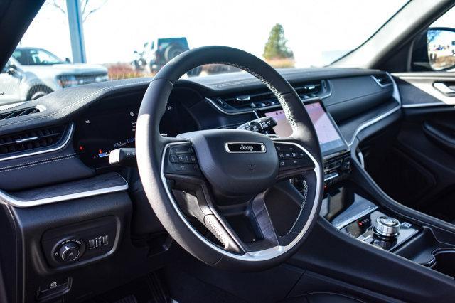 new 2025 Jeep Grand Cherokee car, priced at $46,523