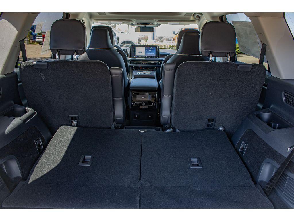 new 2025 Lincoln Aviator car, priced at $77,500