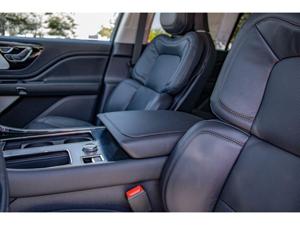 new 2025 Lincoln Aviator car, priced at $77,500
