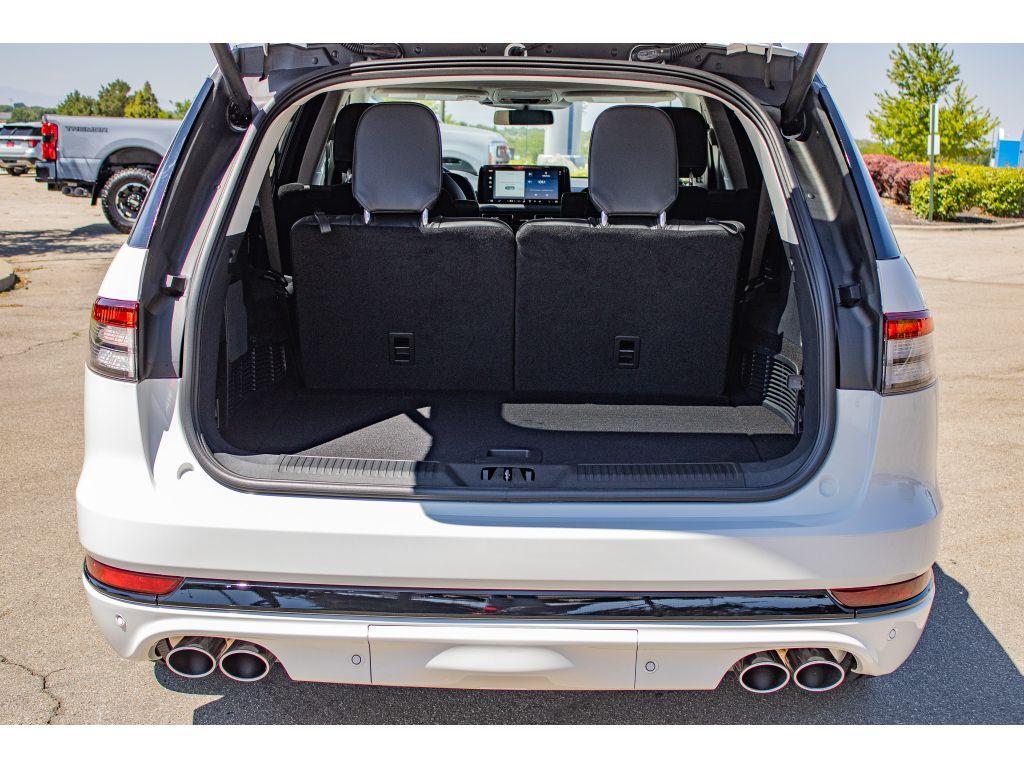 new 2025 Lincoln Aviator car, priced at $77,500